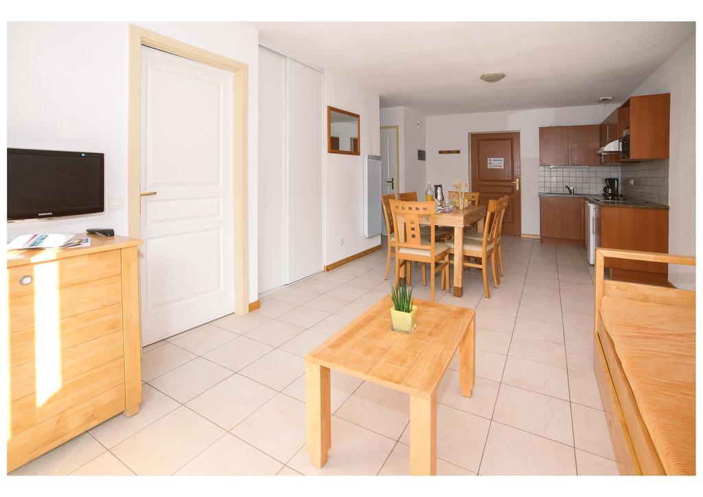 Residence Le Royal Golf & Horse Mooslargue Esterno foto